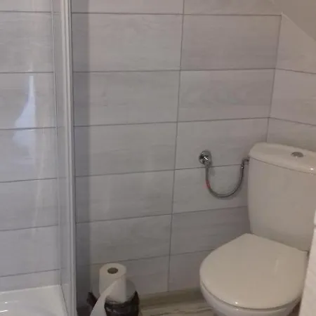 Δωμάτια σε οικογενειακή κατοικία Na Wiejskiej Mrzeżyno